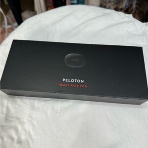 Peloton rechargeable heart rate pod with armband small